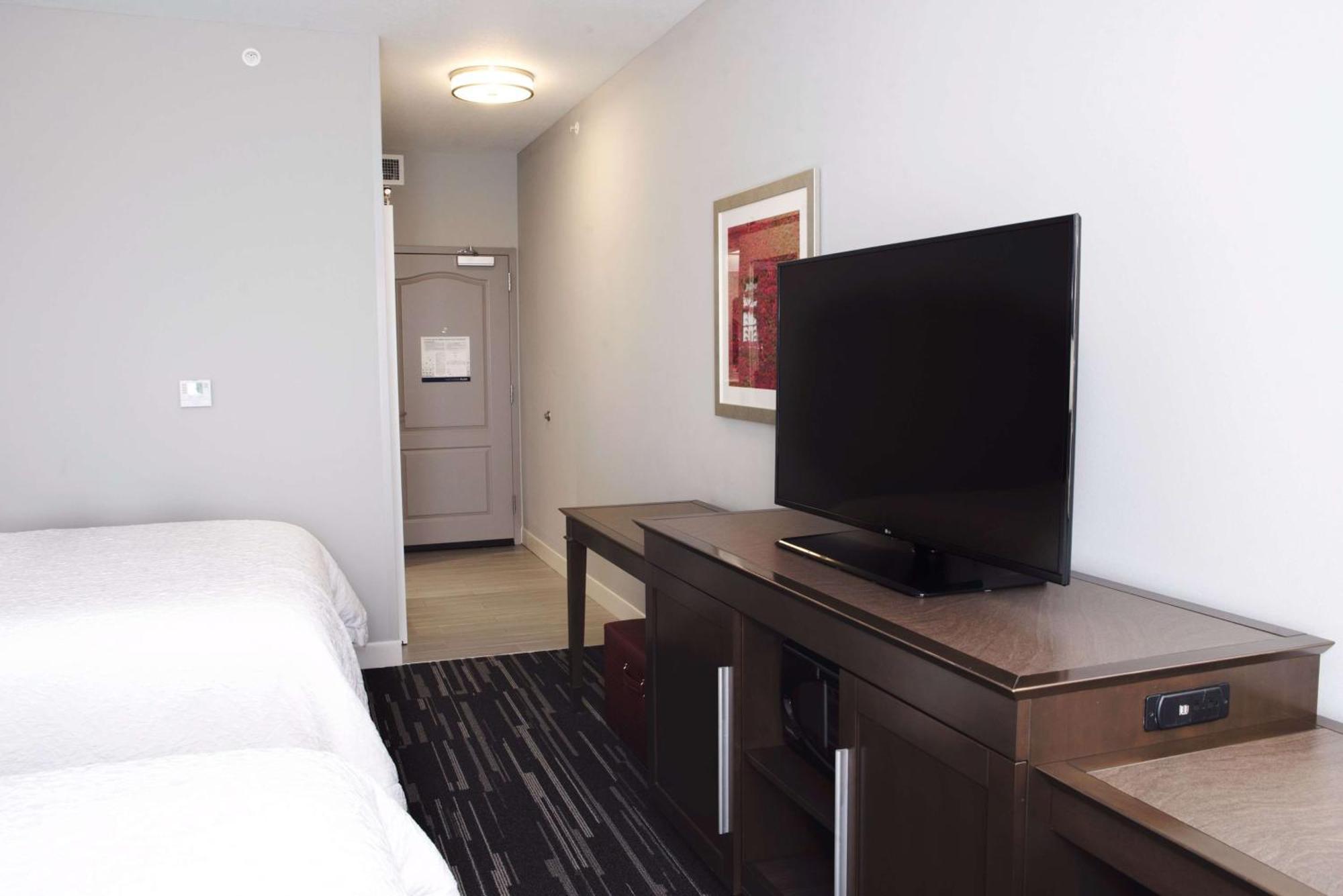 Hampton Inn & Suites Des Moines/Urbandale Ia Zewnętrze zdjęcie