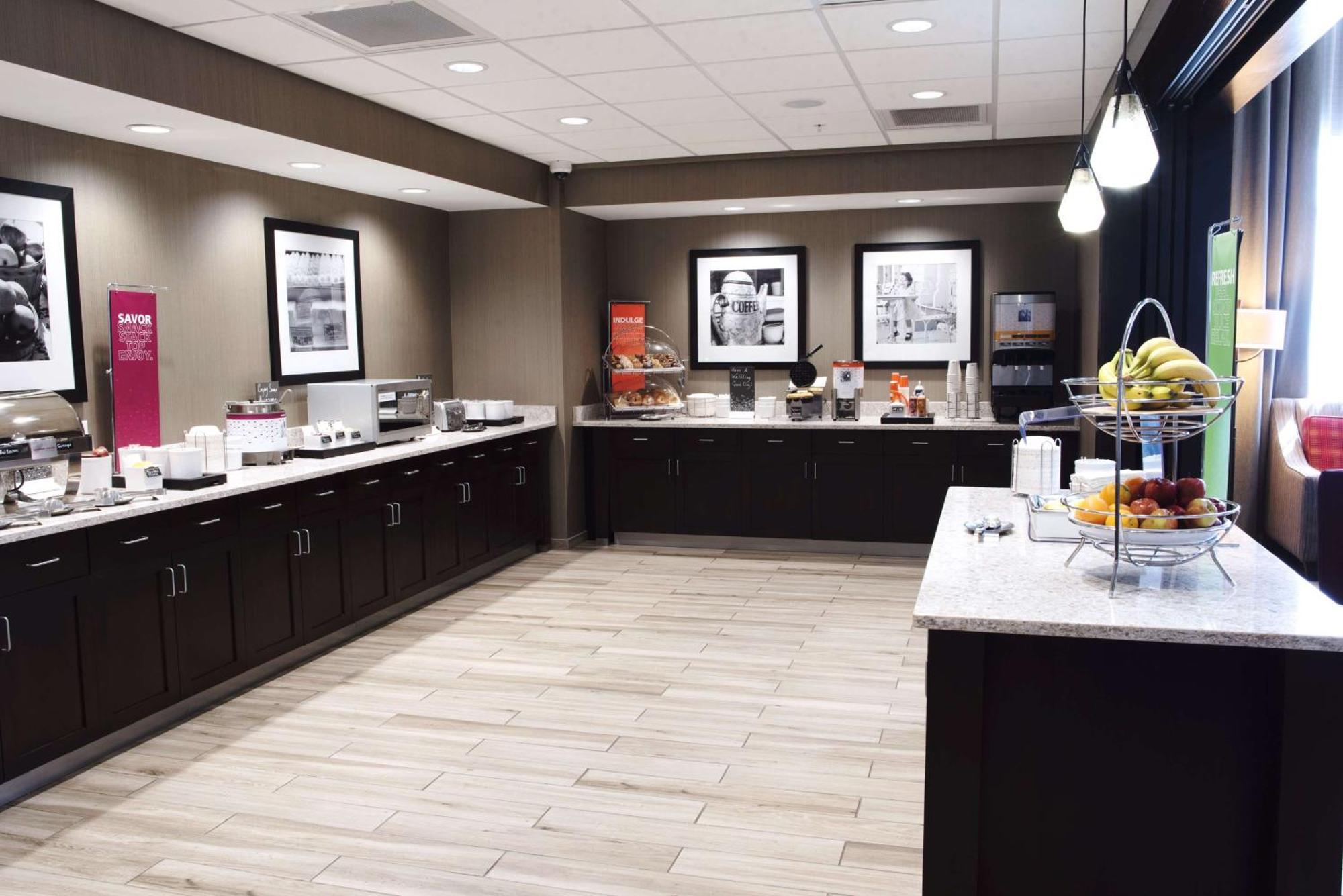 Hampton Inn & Suites Des Moines/Urbandale Ia Zewnętrze zdjęcie